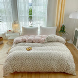 SHOPMOCHO 2025 new 3-piece cartoon heart-shaped plant floral print set, a duvet cover and a pair of pillowcases (no padding)