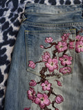SHOPMOCHO Retro Three Button Closure Cherry Blossom Embroidered Jeans Women Washed High Waisted Baggy Jeans Harajuku Floor Denim Pants